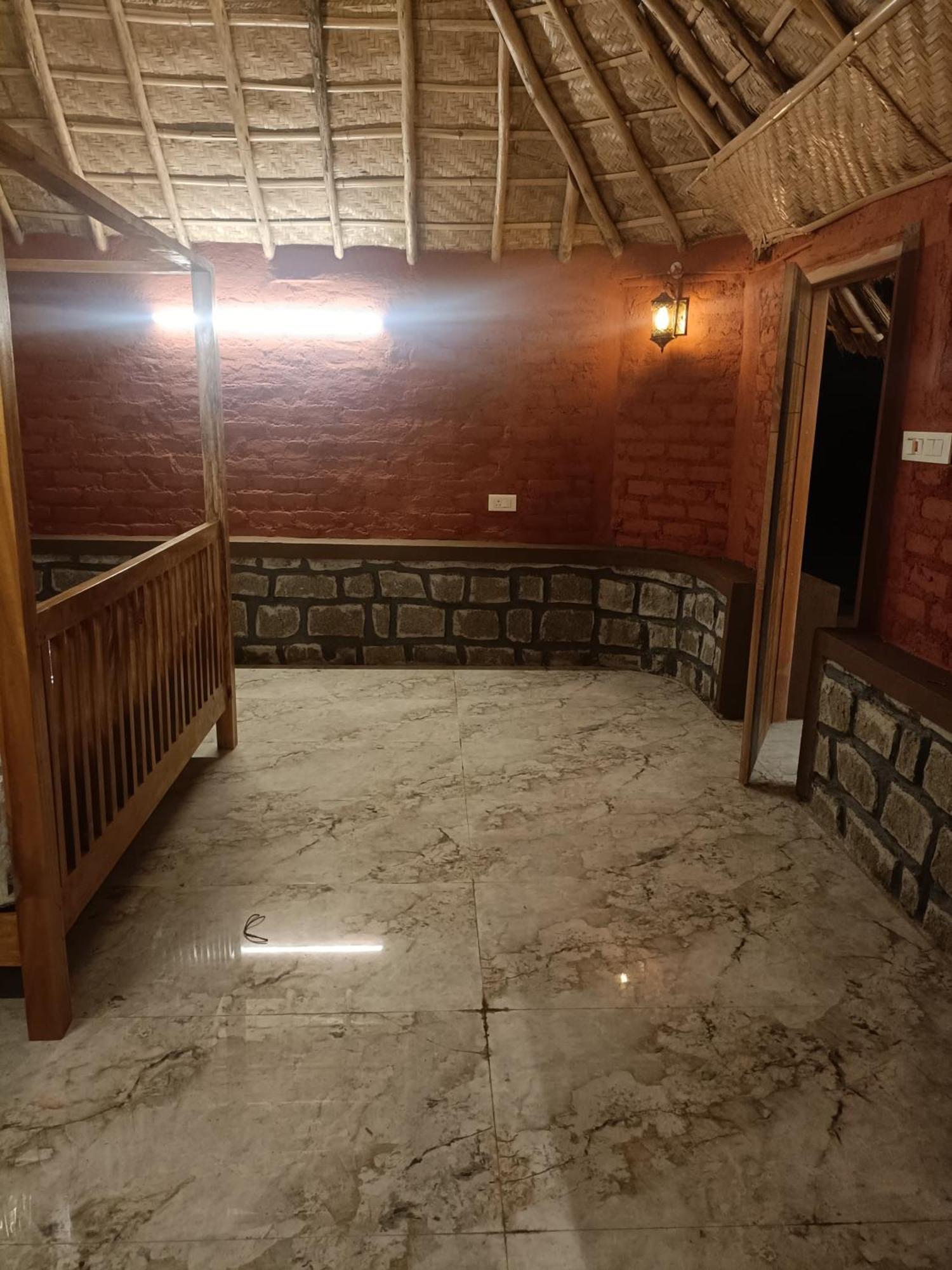 Golden Chariot Resort Hampi Extérieur photo